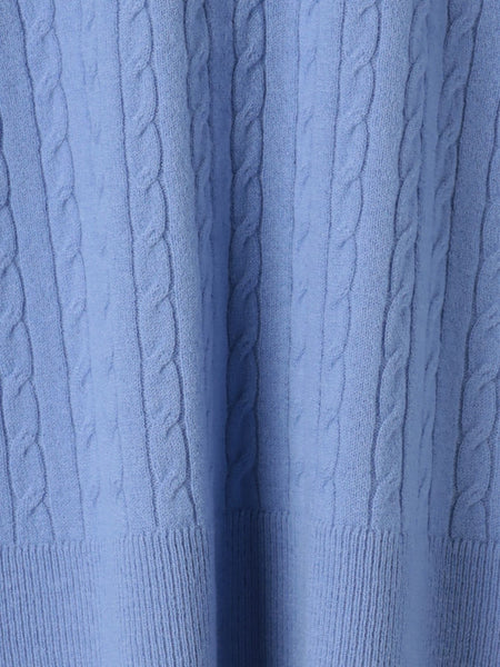 ケーブルニット