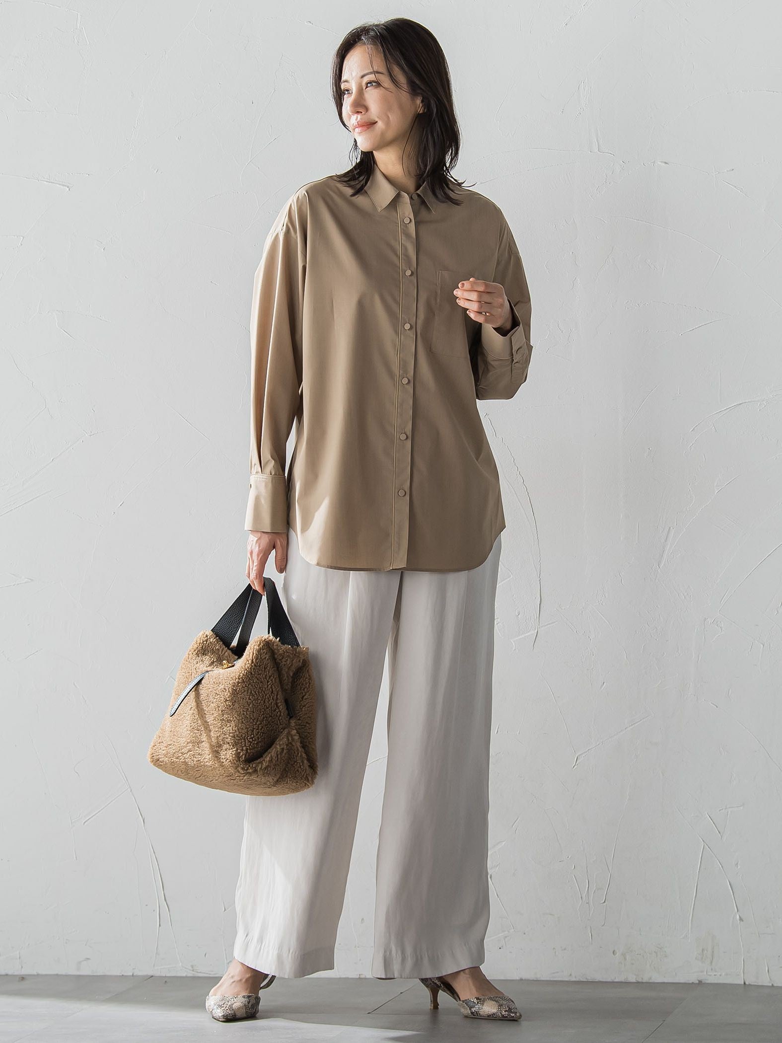 オーバーサイズシャツブラウス ≪洗濯機で洗える≫