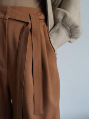 Belted Tack Pants［under150cmさんもオススメ］≪手洗い可能≫