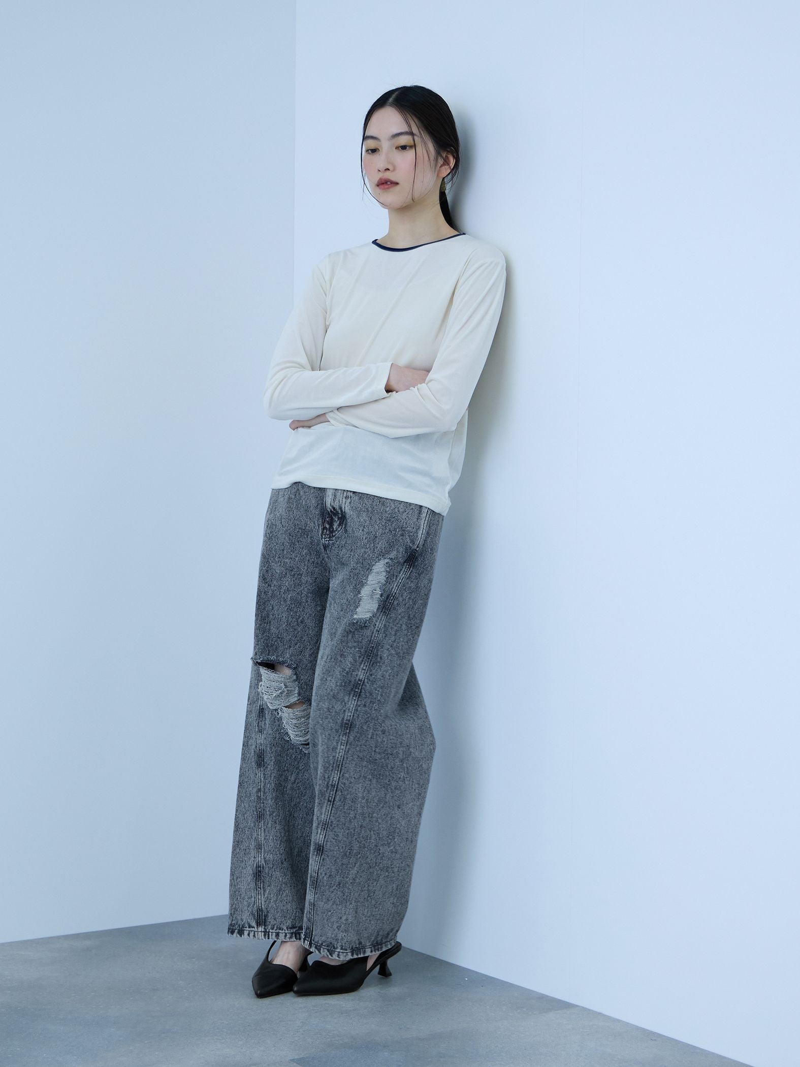 【大人の抜け感】デニムカットオフダメージパンツ