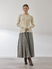 くるみボタンポロニットカーディガン≪手洗い可能≫