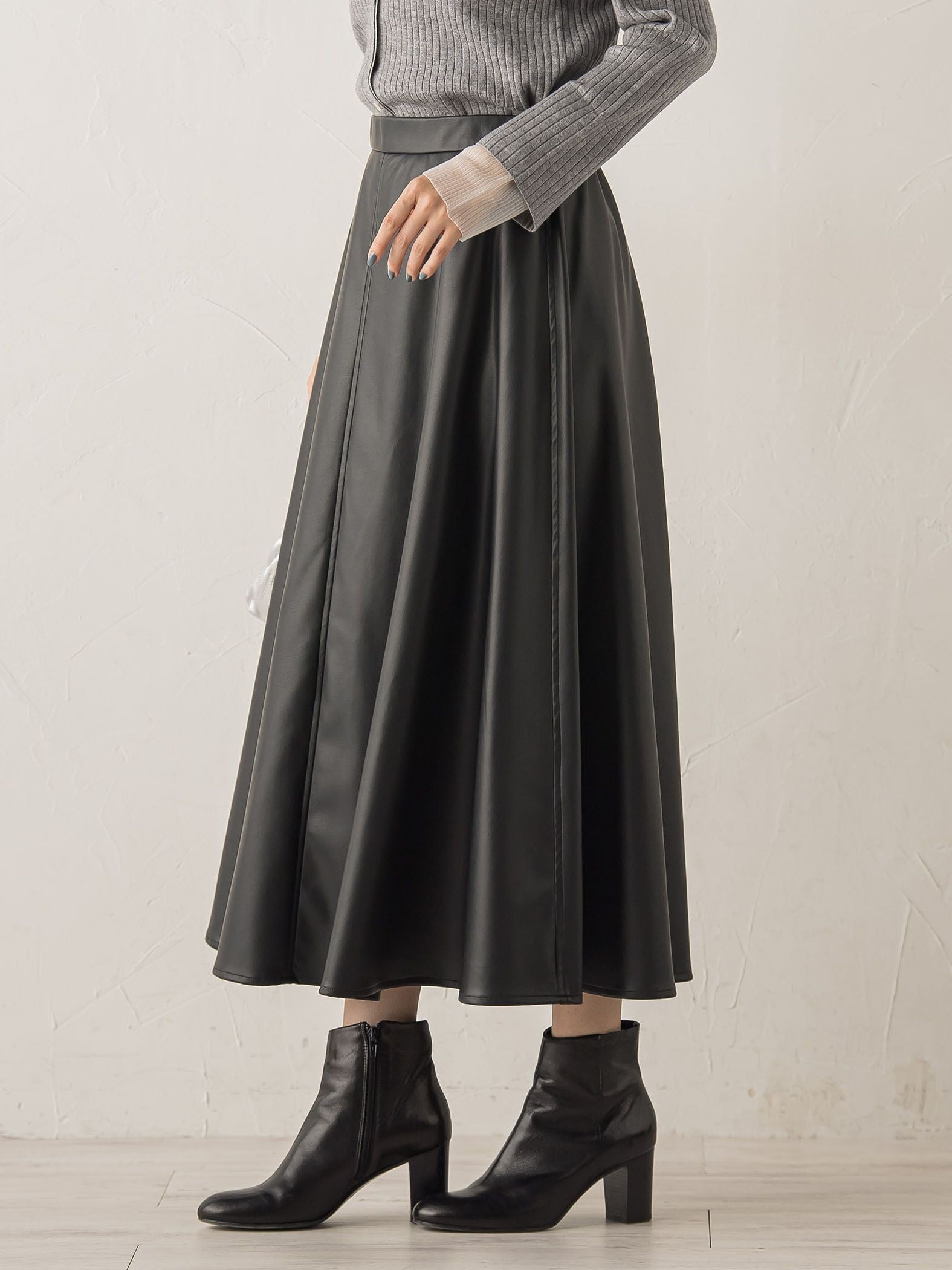 レザーライクスカート≪洗濯機で洗える≫