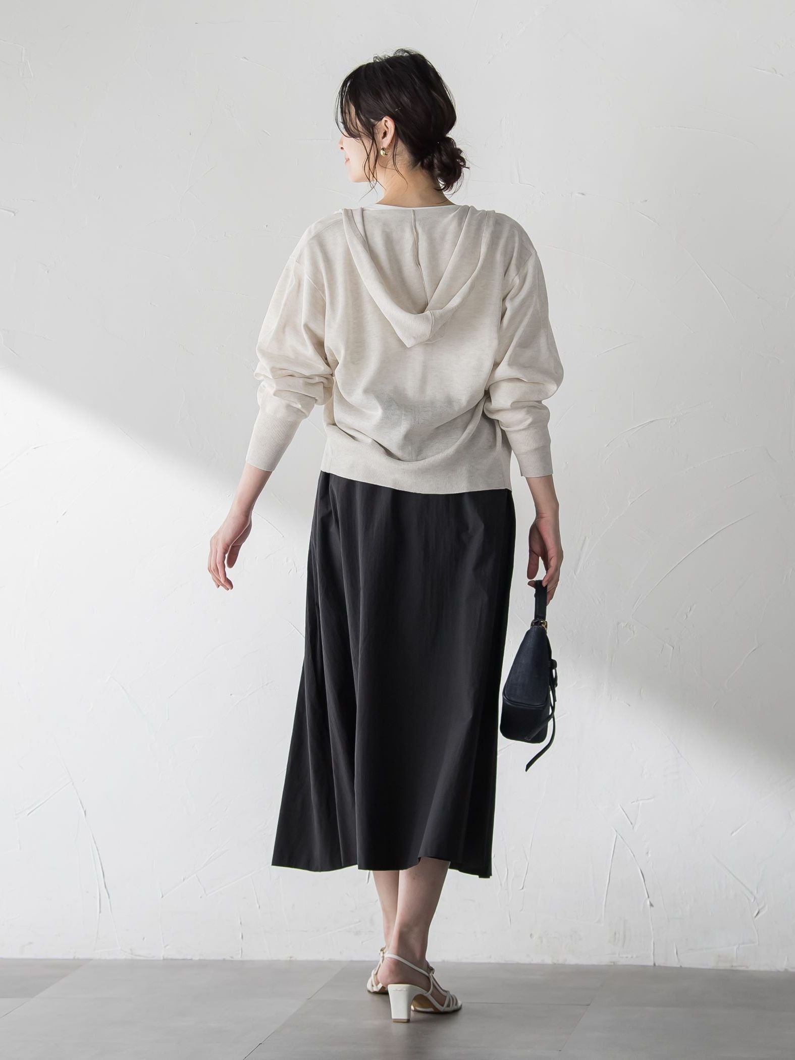 レヴィータシアーニットパーカー≪手洗い≫