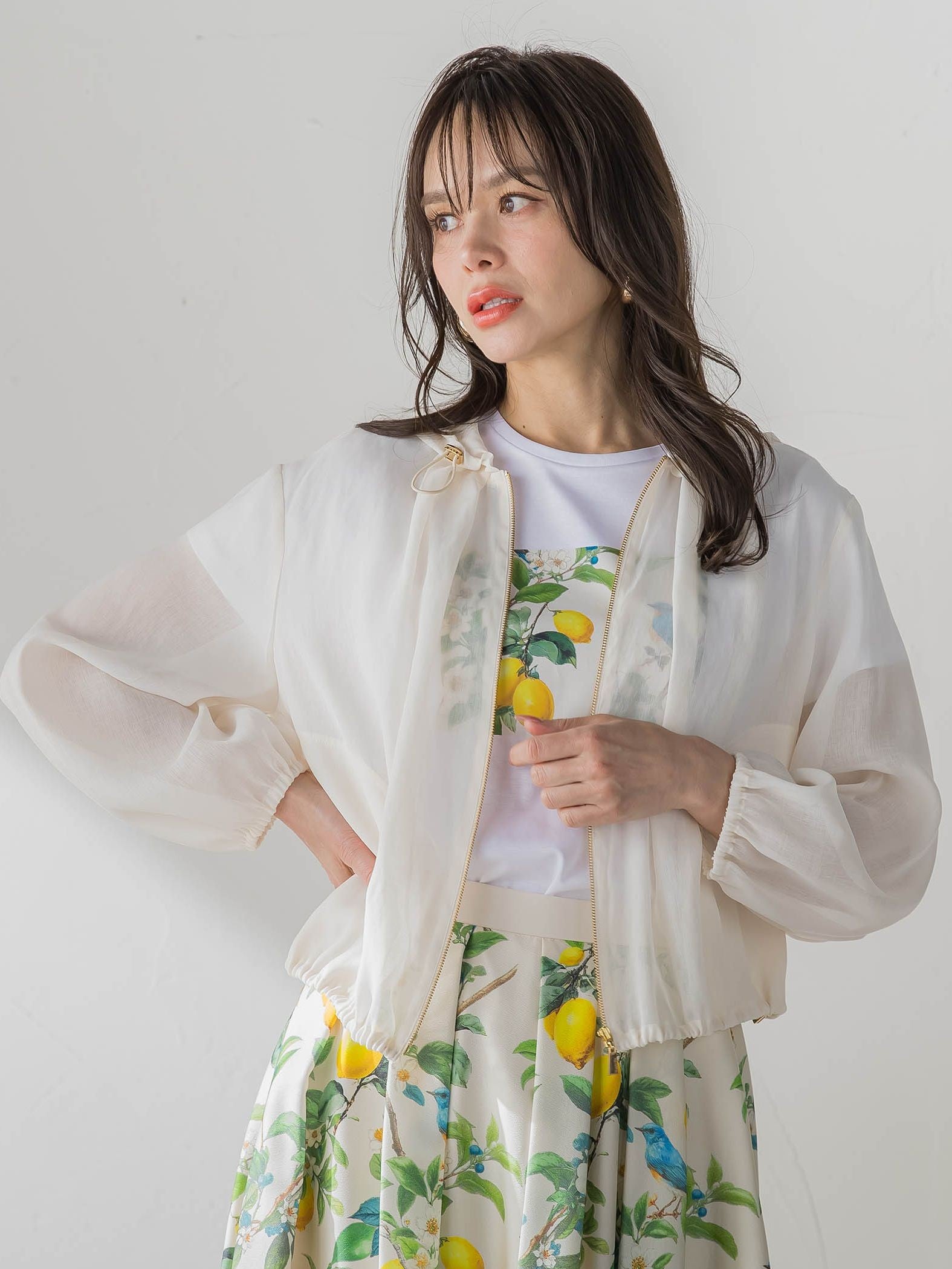 レモンプリントTシャツ