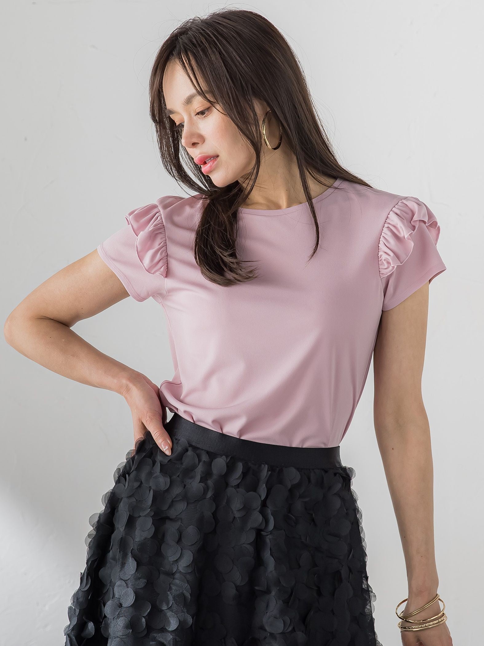 【WEB限定】ショルダーフリルカットソー