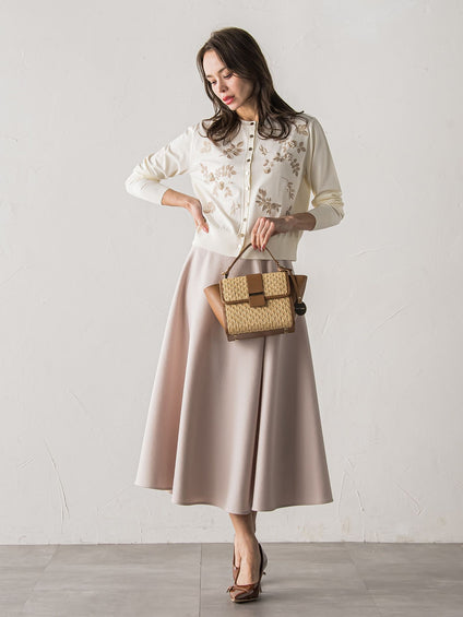 【新色追加】ボタニカルモチーフ刺繍カーディガン