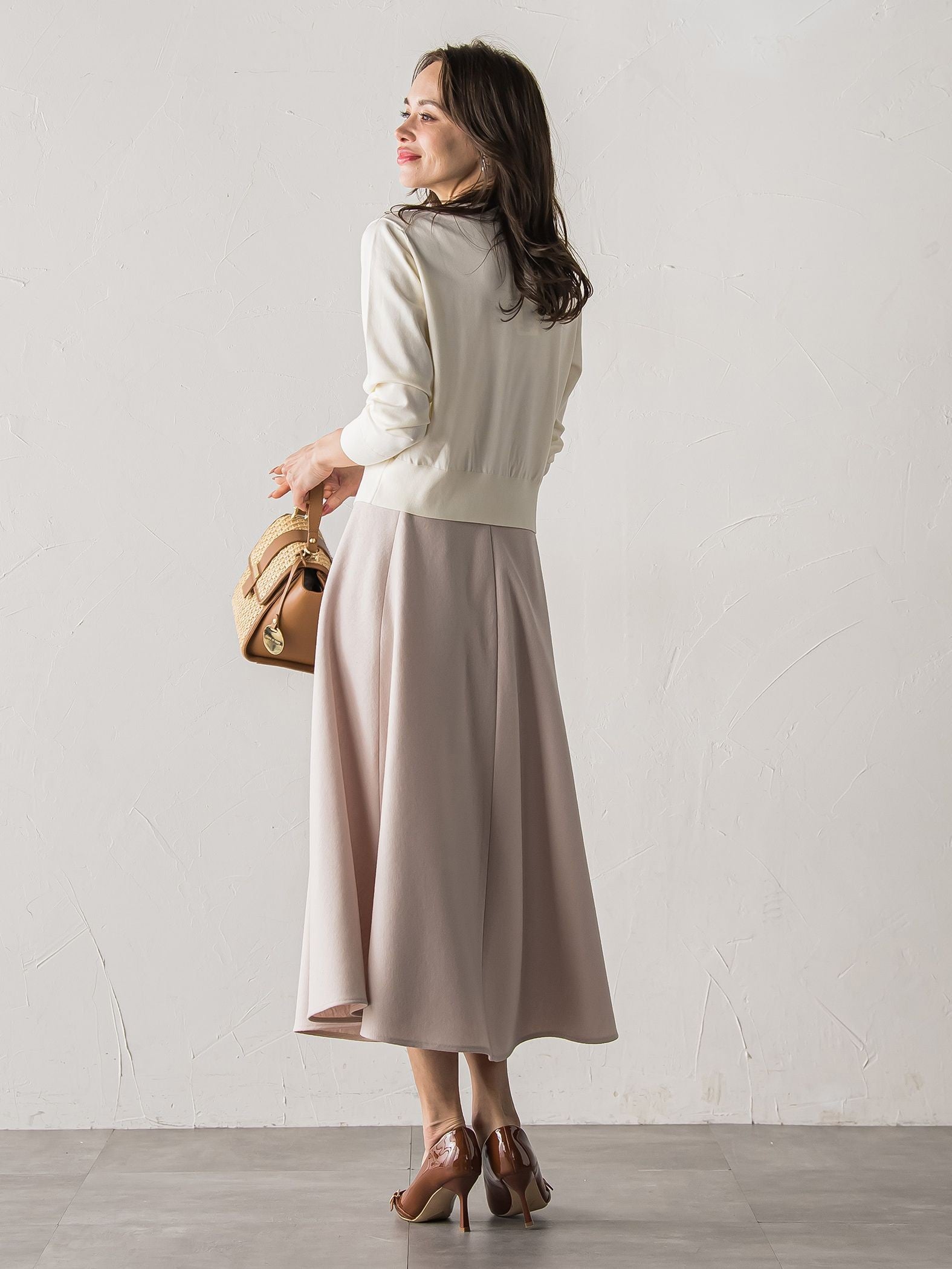 【新色追加】ボタニカルモチーフ刺繍カーディガン