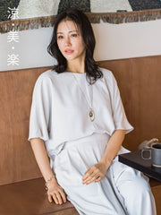 ≪シリーズ累計2万枚突破！≫【涼・美・楽】Vネックブラウス