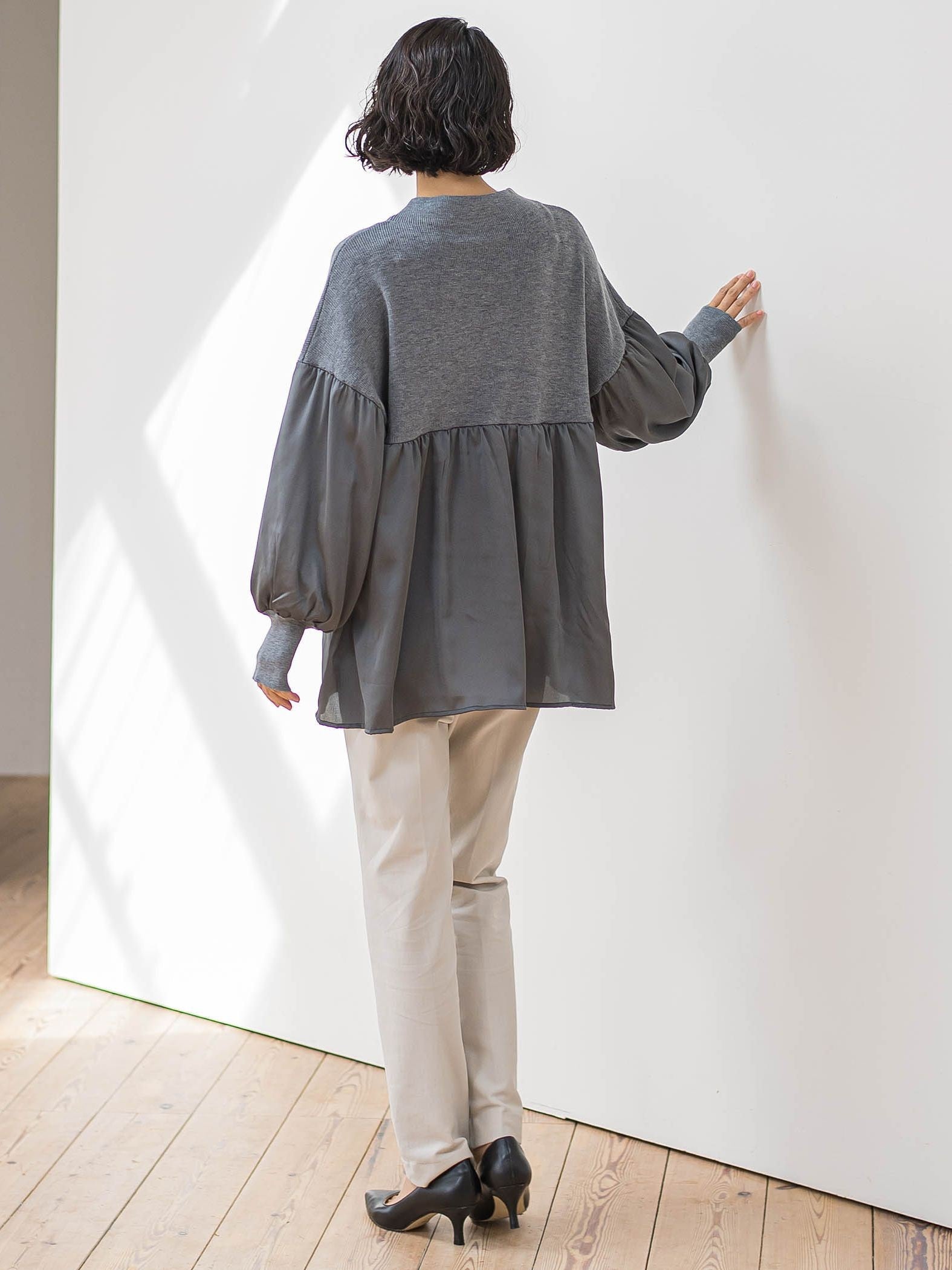 【WEB限定】”1枚でサマになる”とろみサテンふんわりニット