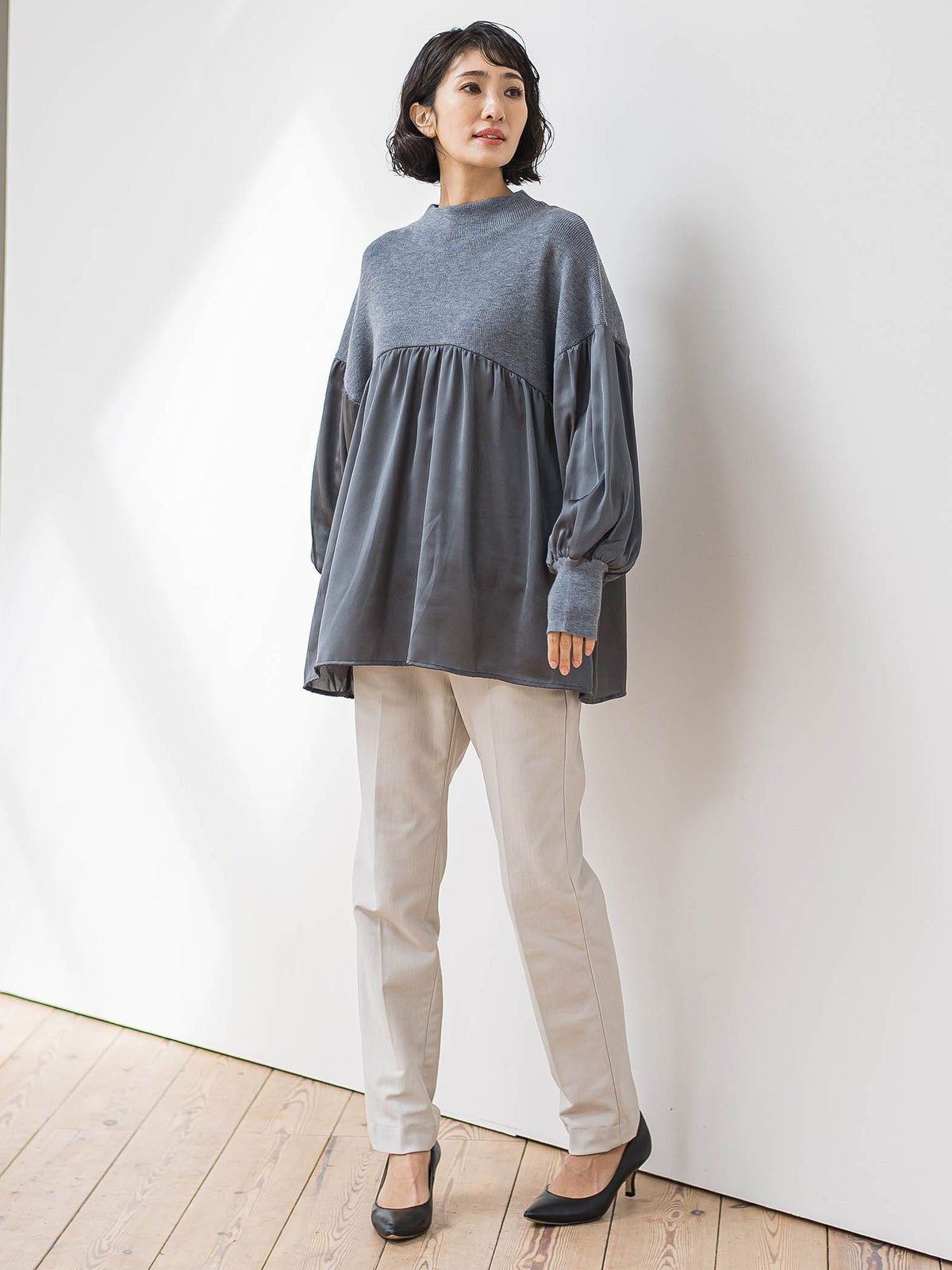 【WEB限定】”1枚でサマになる”ふんわりドッキングニット
