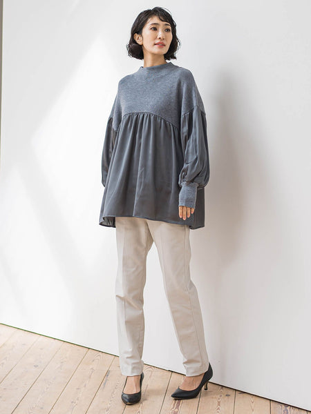 【WEB限定】”1枚でサマになる”とろみサテンふんわりニット