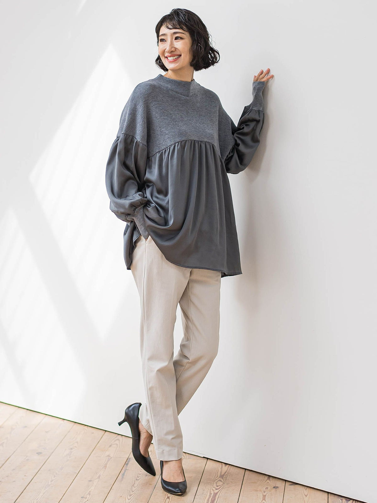 【WEB限定】”1枚でサマになる”ふんわりドッキングニット