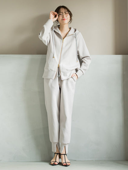 【ビッキー定番/ロングシーズン大活躍の多機能素材/L号サイズ登場！】裾スリットジョガーパンツ《洗濯機で洗える》