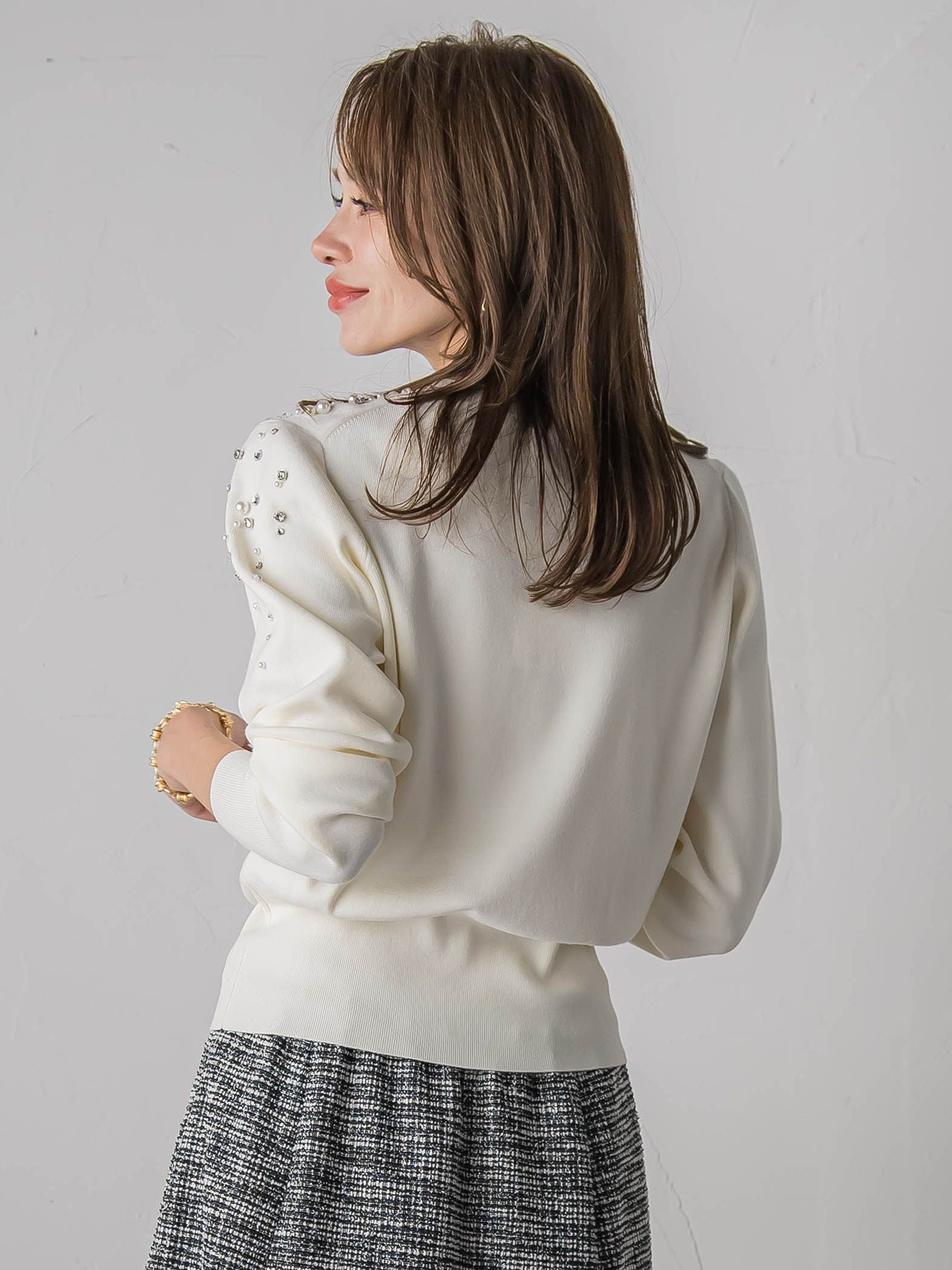 アシメパールビジューニット