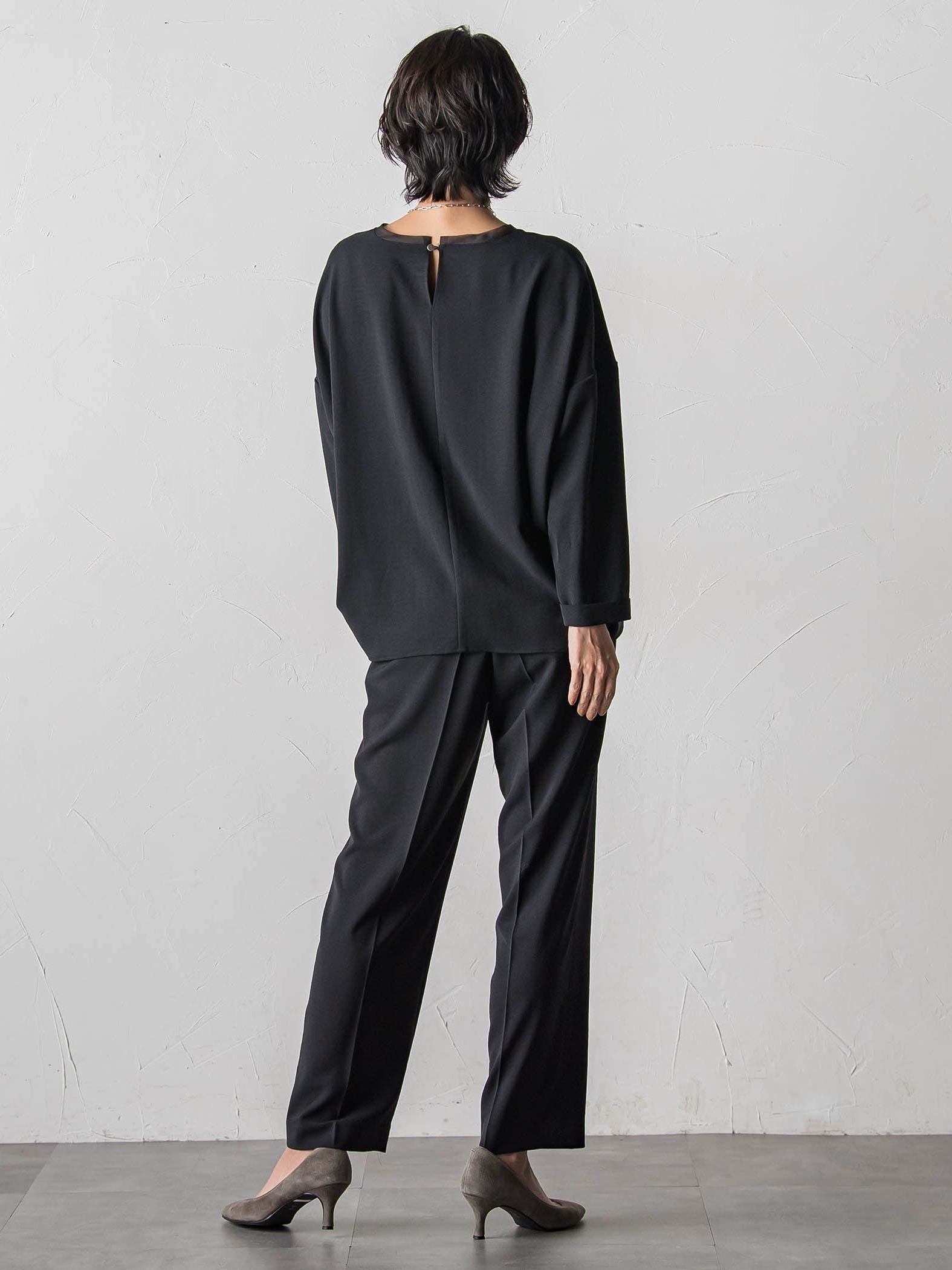 ハイストレッチカルゼブラウス