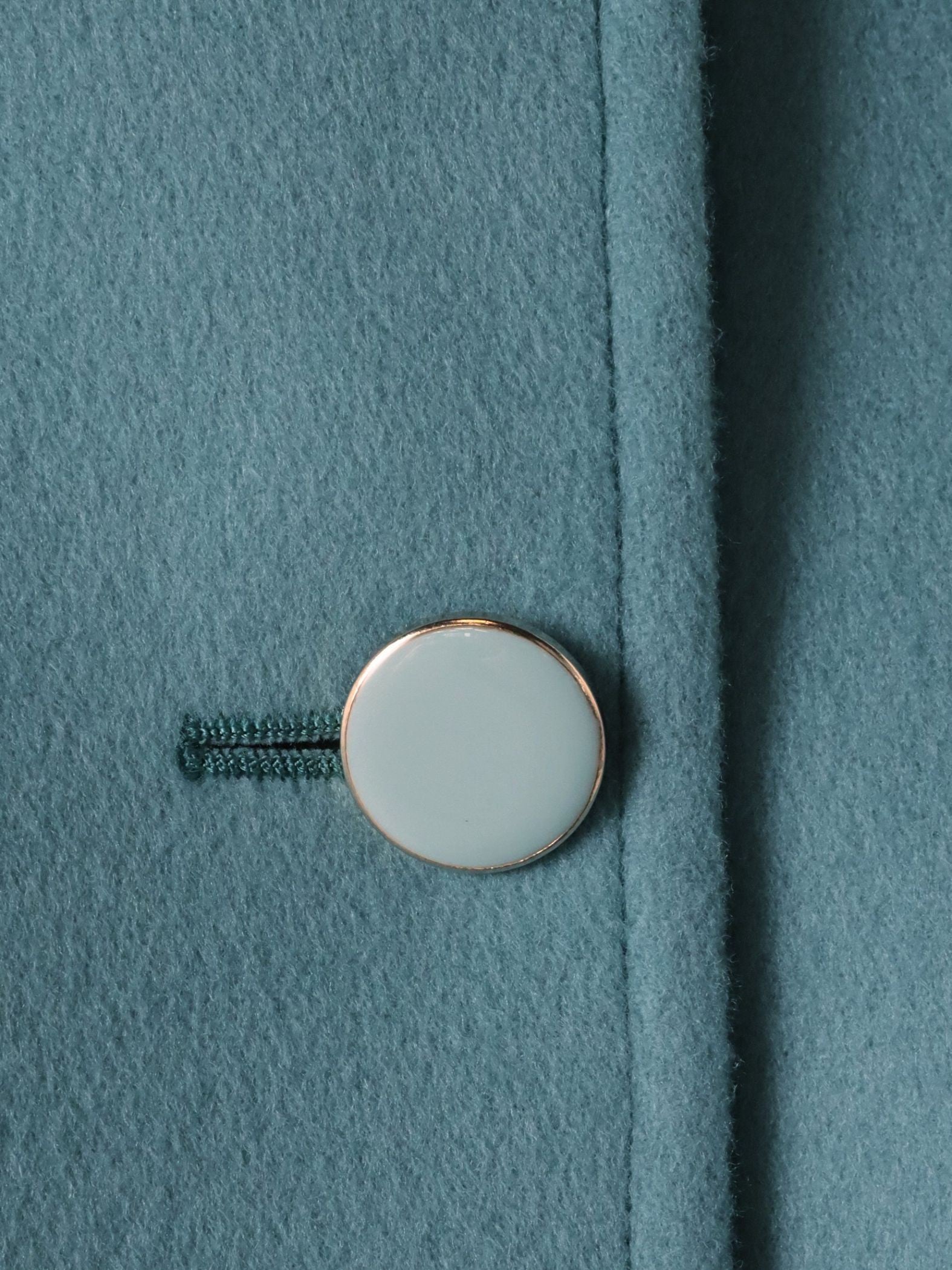 スタンドカラーショートコート