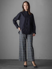 ネックフリルブラウス