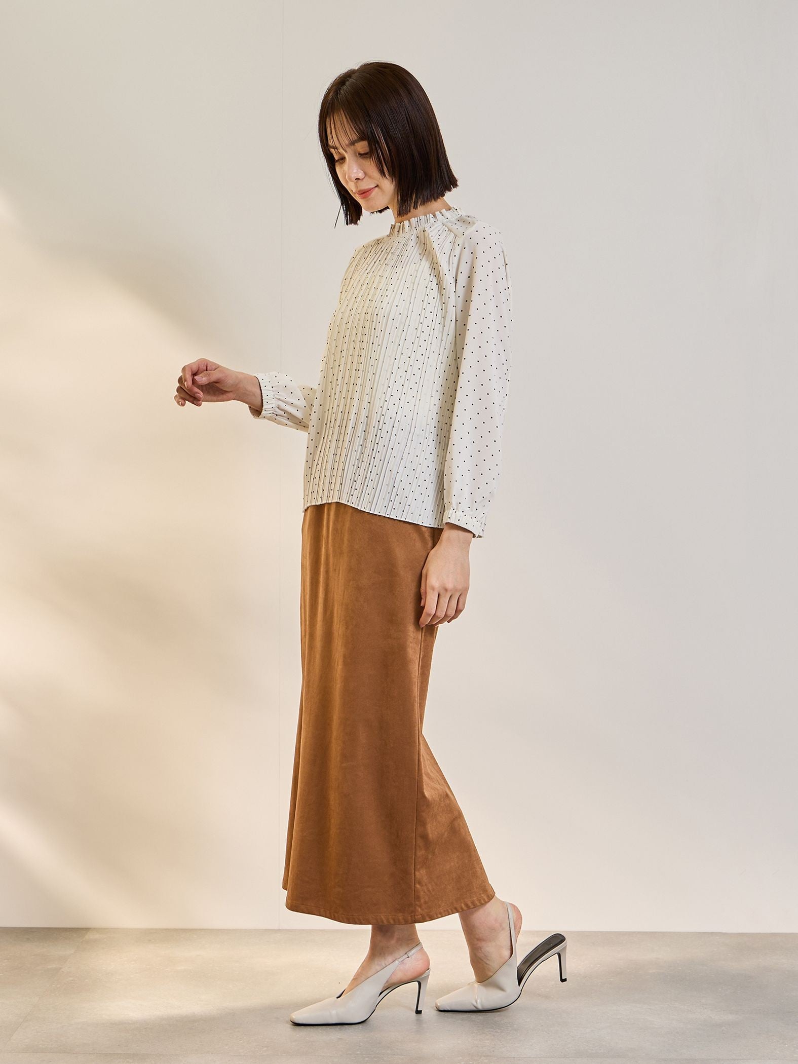 ストレッチフェイクスウェードナロースカート