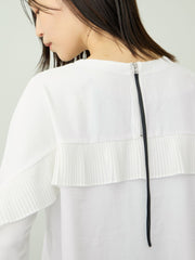 プリーツフリルブラウス