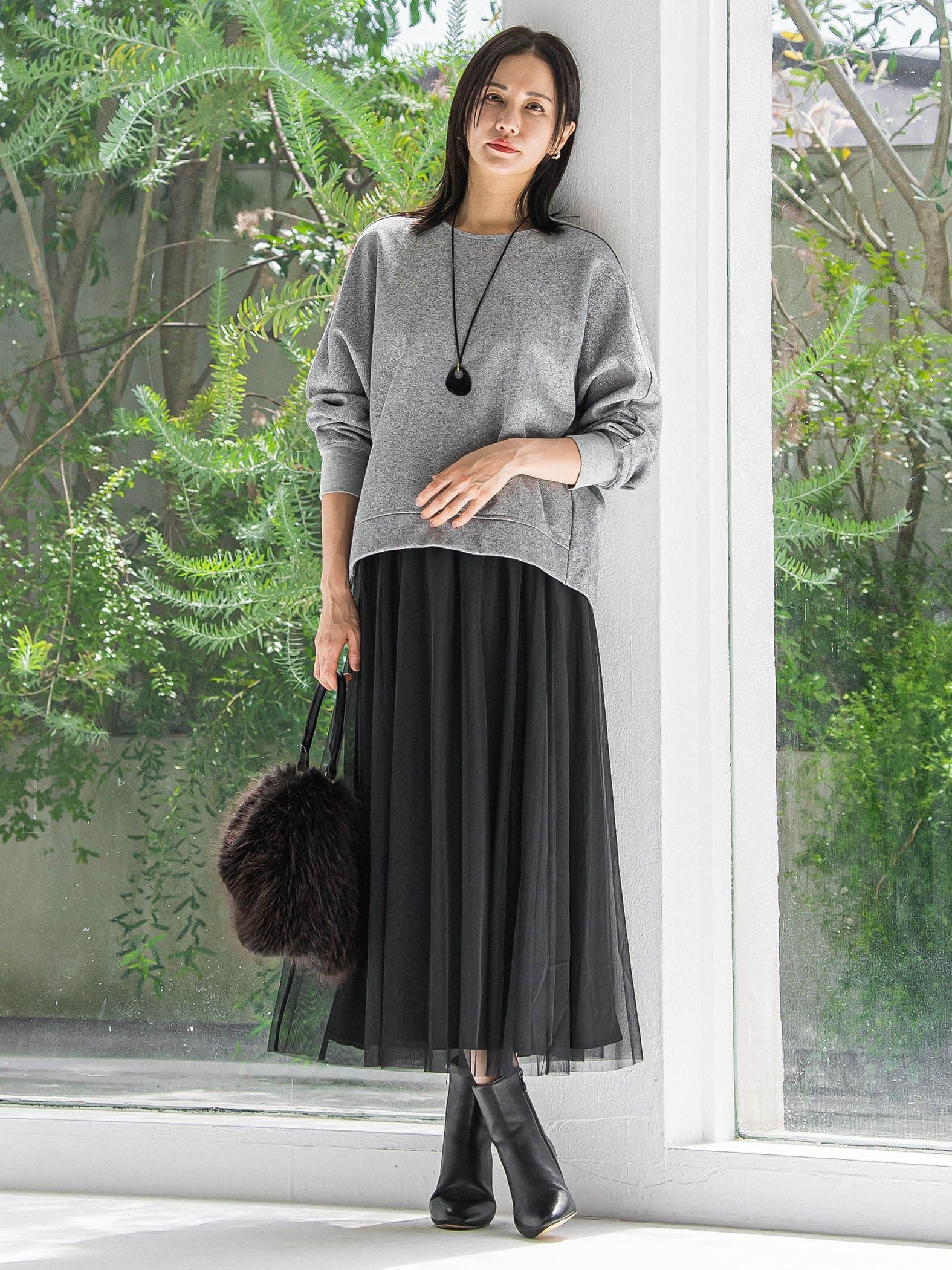 パウダーサテンリバーシブルスカート