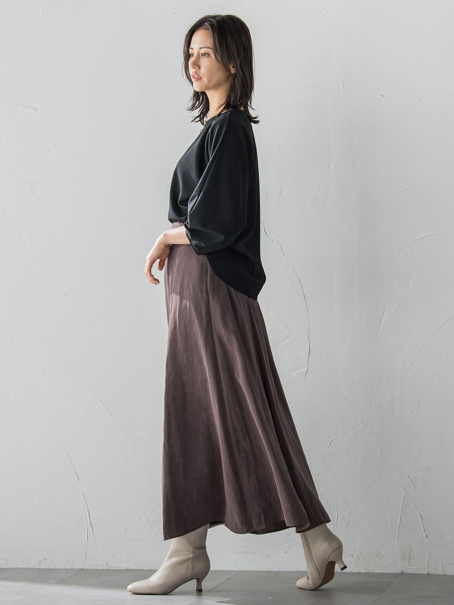 【WEB限定】フォルムスリーブバックジップトップス≪洗濯機で洗える≫