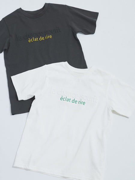 エンボスプリントTシャツ≪手洗い可能≫