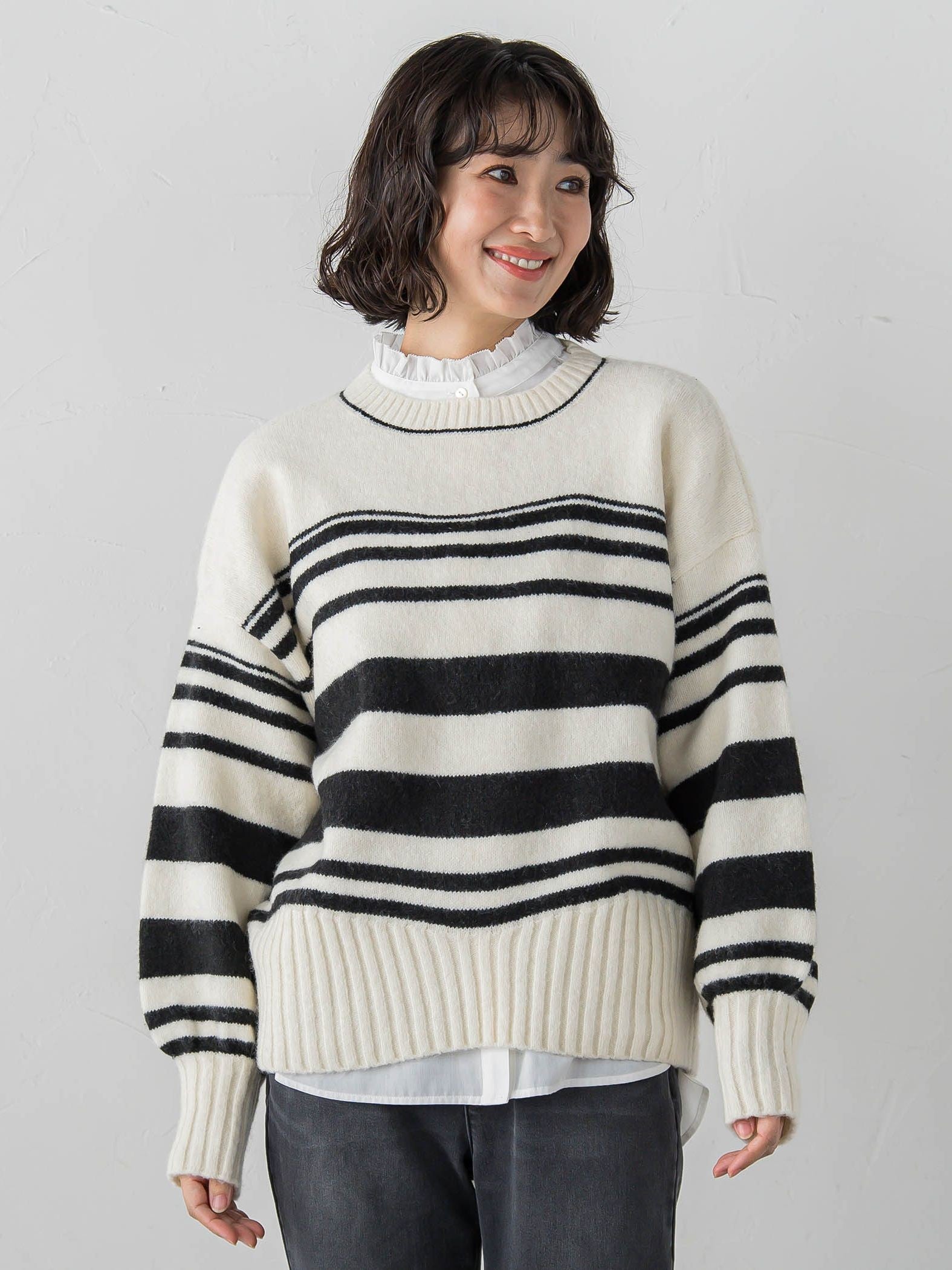 ネックフリルブラウス