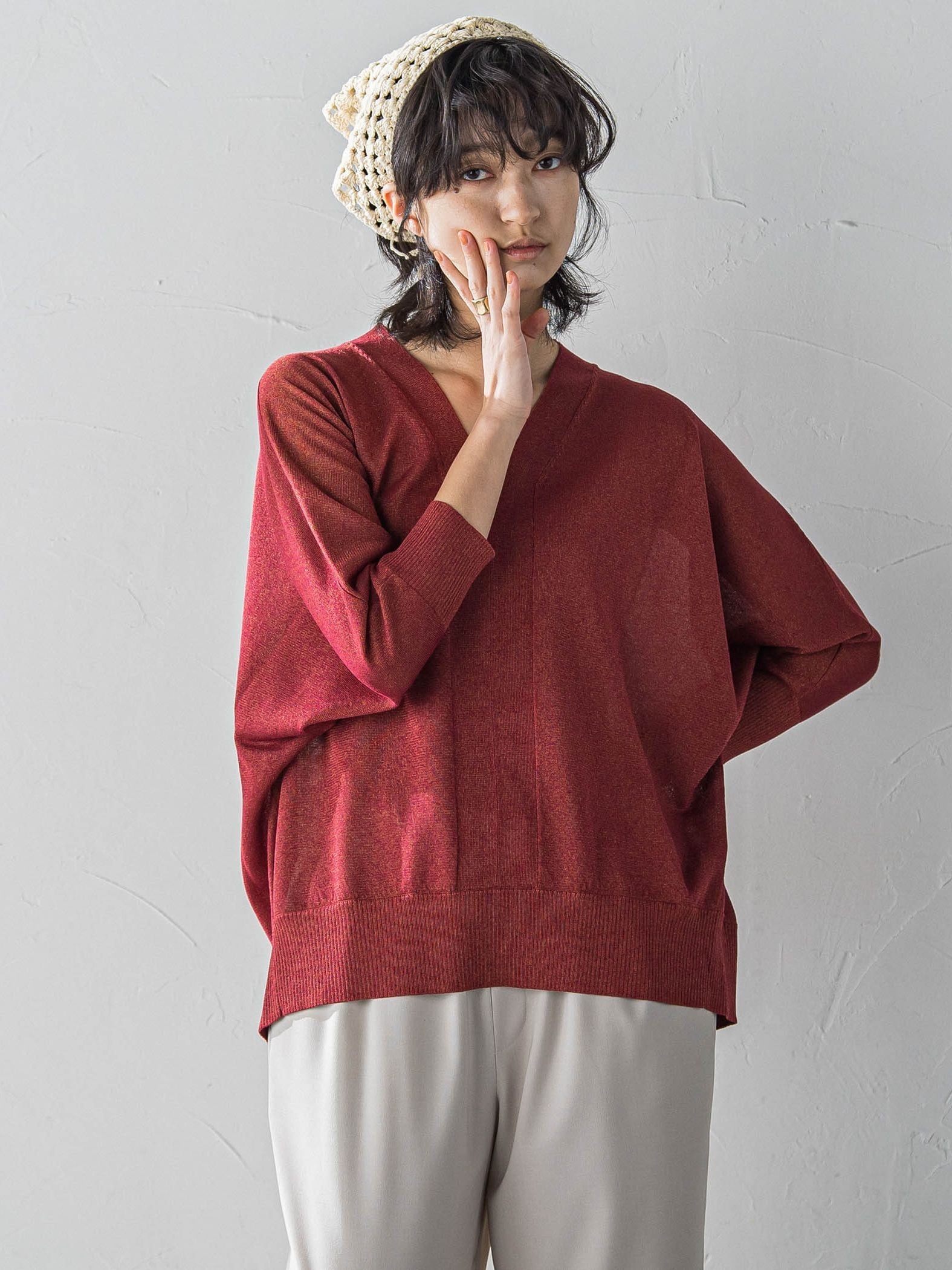 LEVITAシアーVネックドルマンニットプルオーバー≪手洗い可能≫