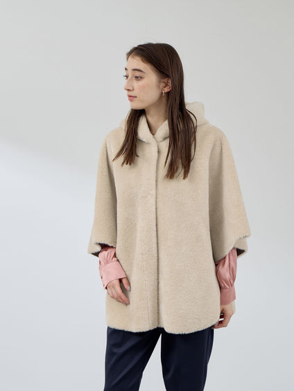 ショートファーボンディングケープコート