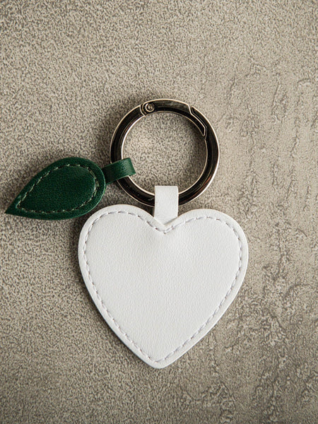 【APPLE LEATHER】ハートシルエットチャーム