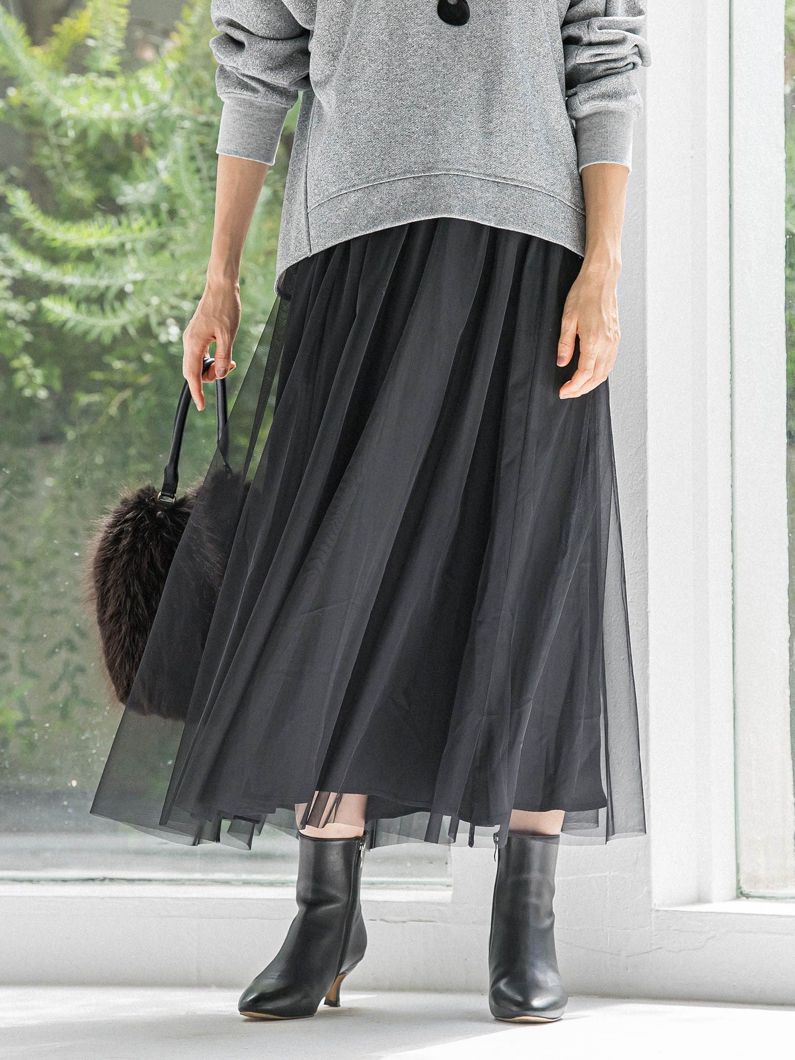 パウダーサテンリバーシブルスカート