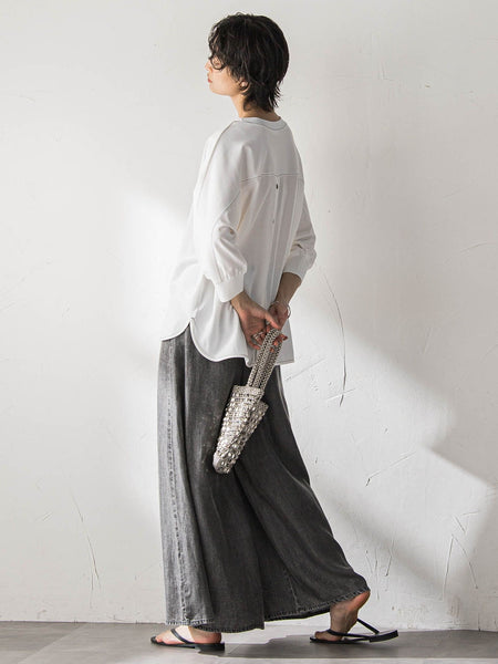 ポンチローマBACK釦ドッキングプルオーバー