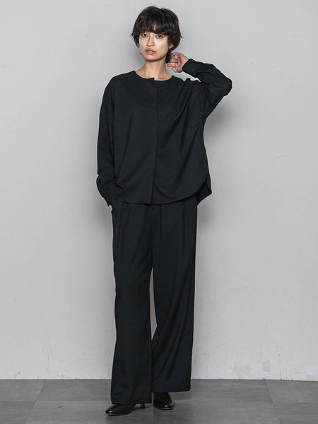 【一瞬で楽とキレイを叶える】裏起毛2WAYネックブラウス≪手洗い可能≫