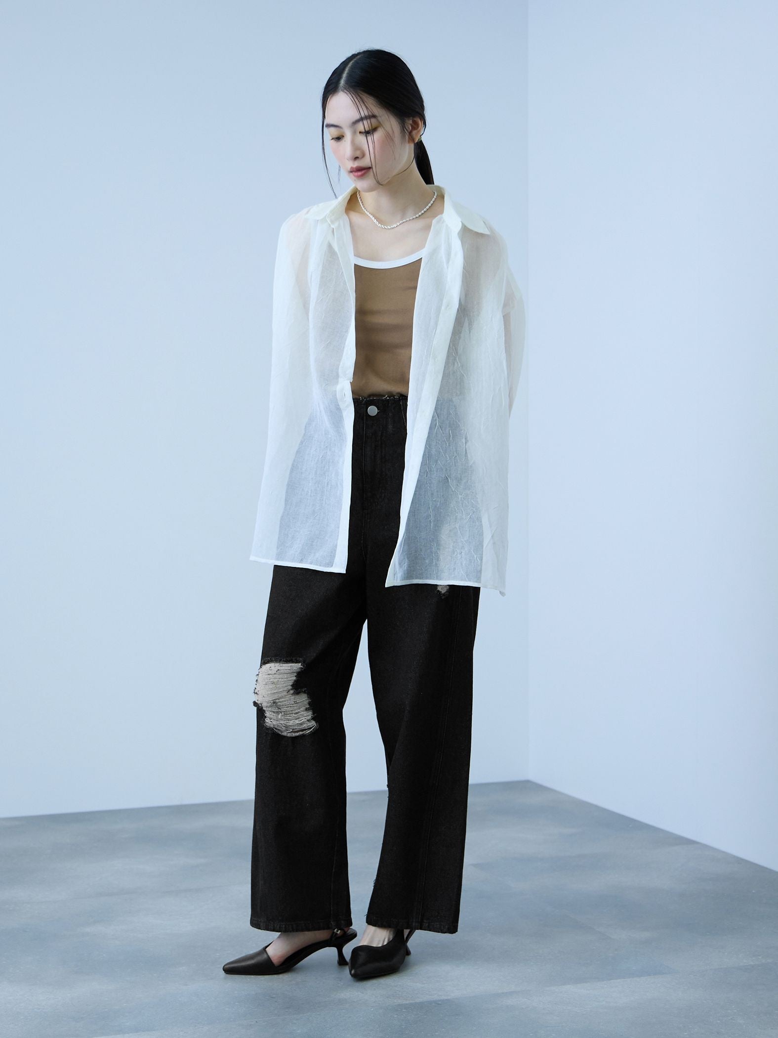 【大人の抜け感】デニムカットオフダメージパンツ