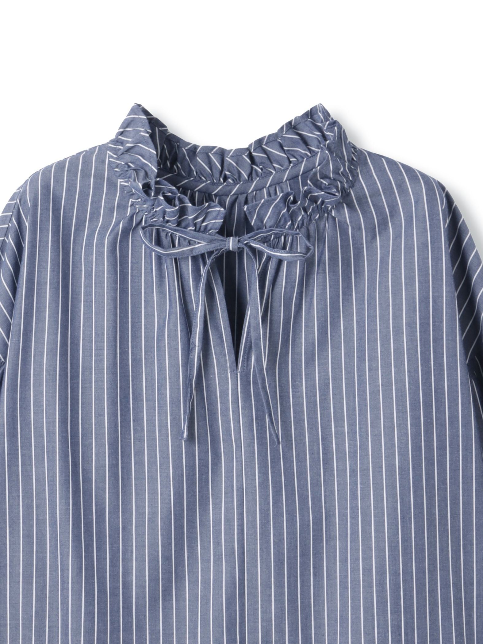 ブロードストライプフリルネックブラウス