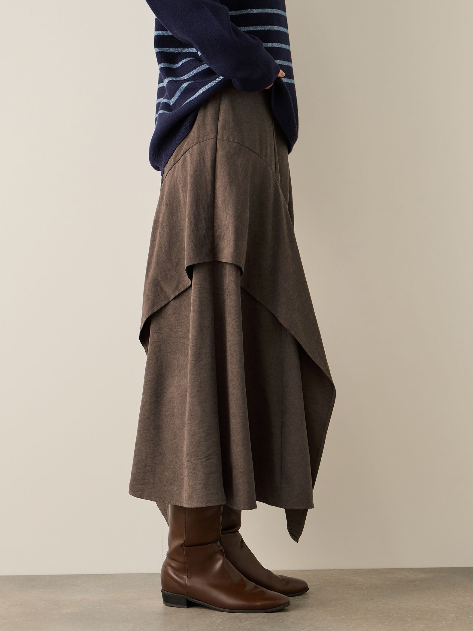 サテンピーチバックアシンメトリースカート≪手洗い可能≫