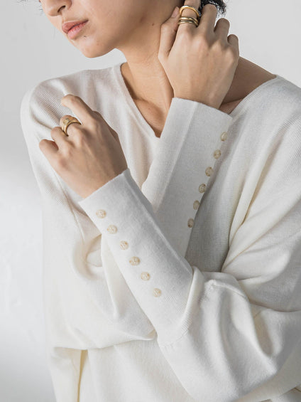 袖口ボタンドルマンニットプルオーバー≪手洗い可能≫