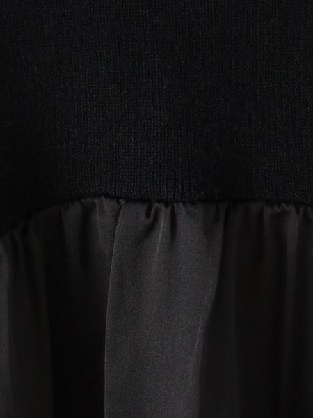 【WEB限定】”1枚でサマになる”とろみサテンふんわりニット