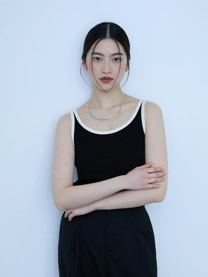 バイカラーパイピングタンクトップ