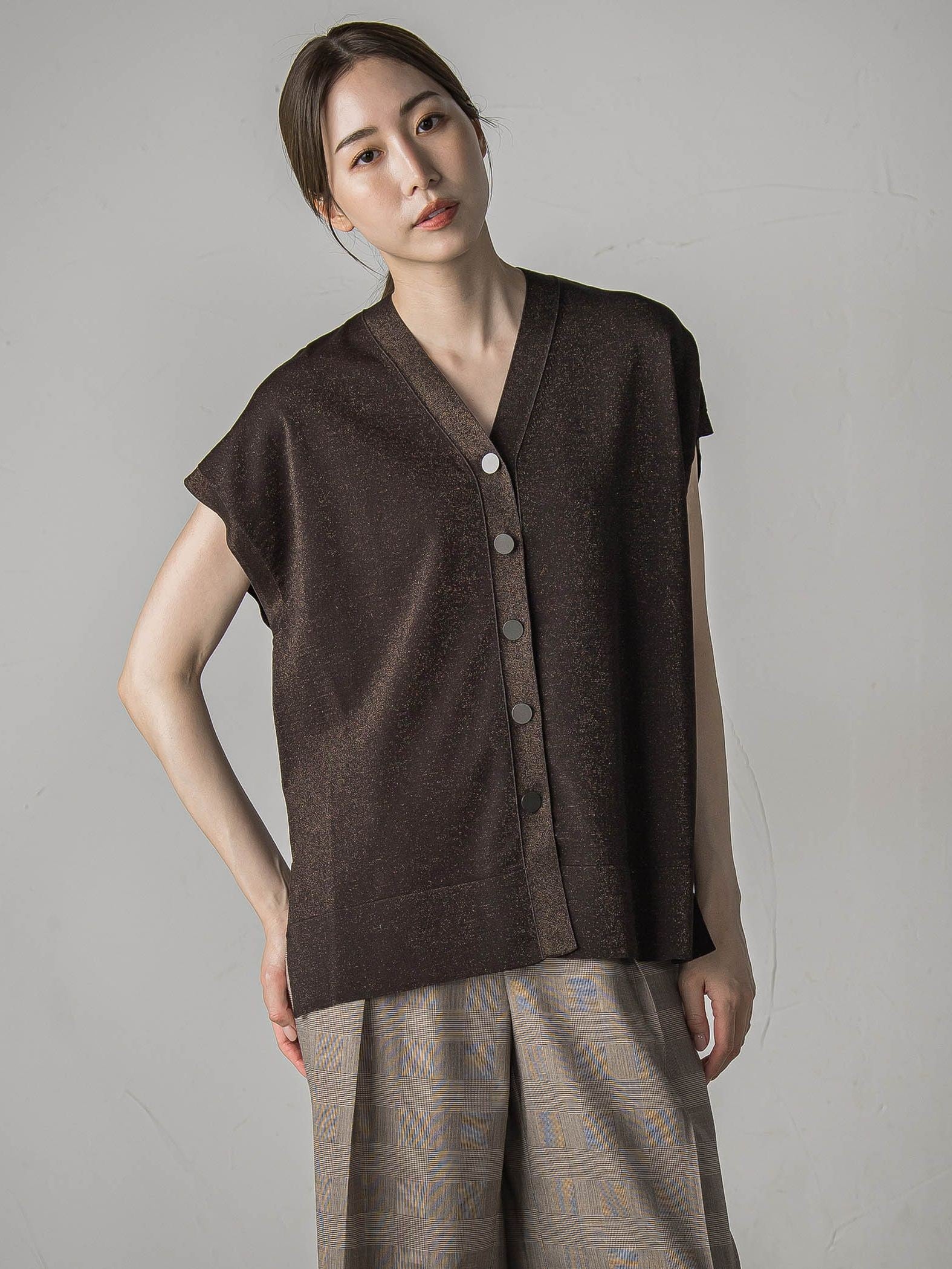 ”一枚でもレイヤードにも”ラメニットジレ≪手洗い可能≫