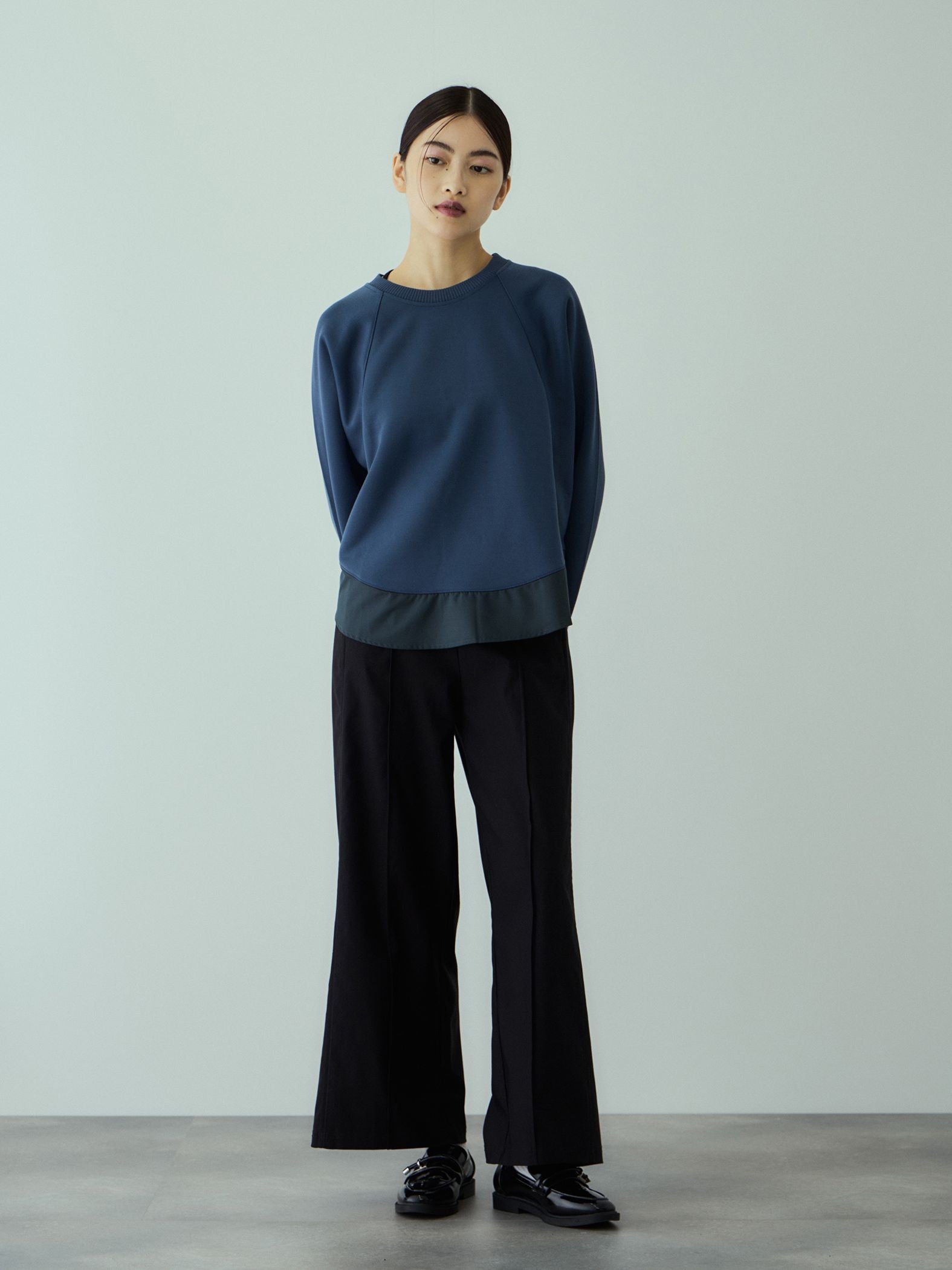 軽量ボンディングバックテールプルオーバー≪洗濯機で洗える≫