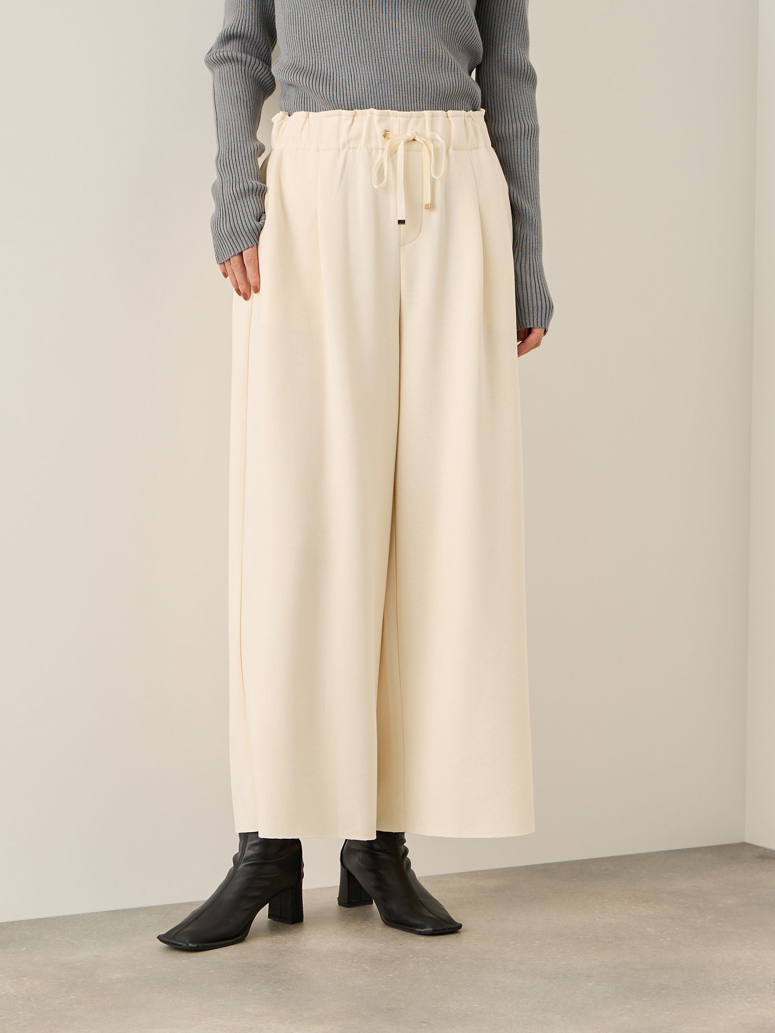 ベロアリボンダンボールセミワイドパンツ≪手洗い可能≫