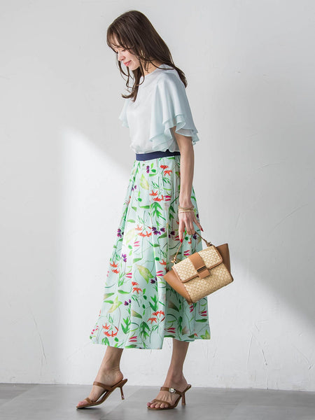 ラッフルスリーブブラウス