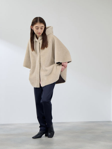 ショートファーボンディングケープコート