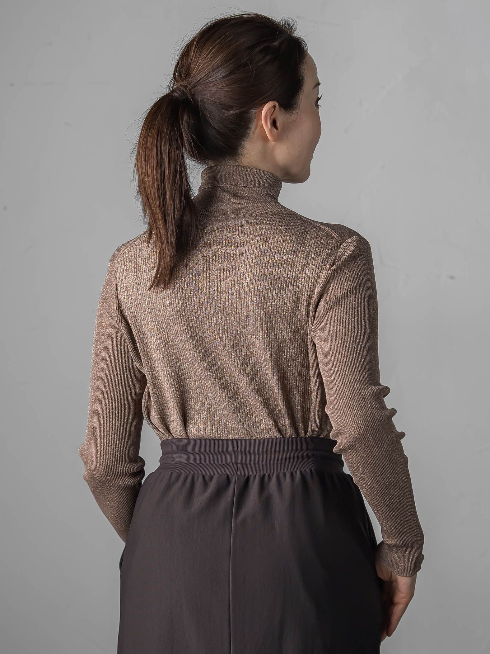 【大きいサイズ】ラメリブタートルニット