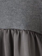 【WEB限定】”1枚でサマになる”とろみサテンふんわりニット