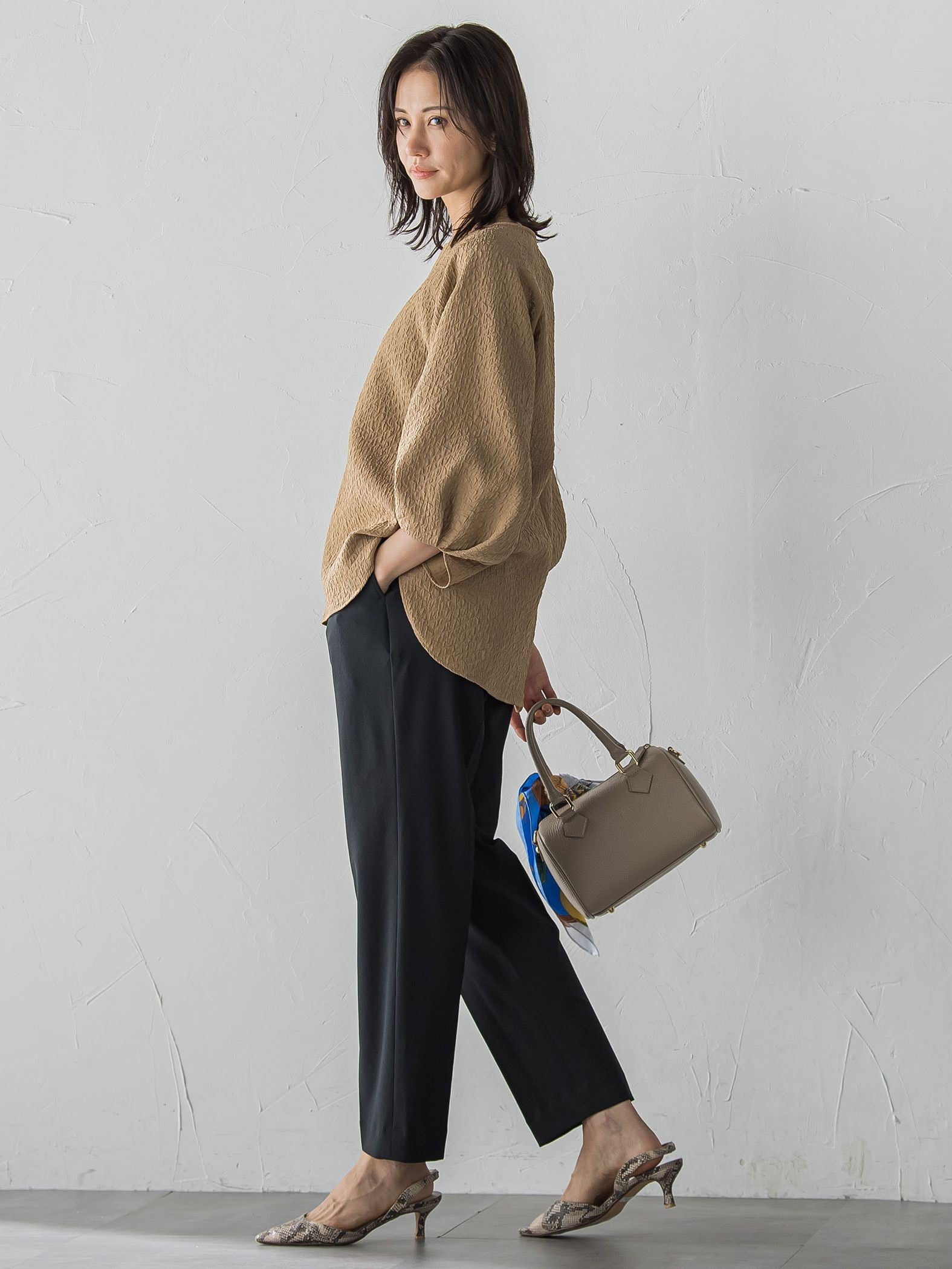 【WEB限定】エアリージャガードブラウス≪洗濯機で洗える≫