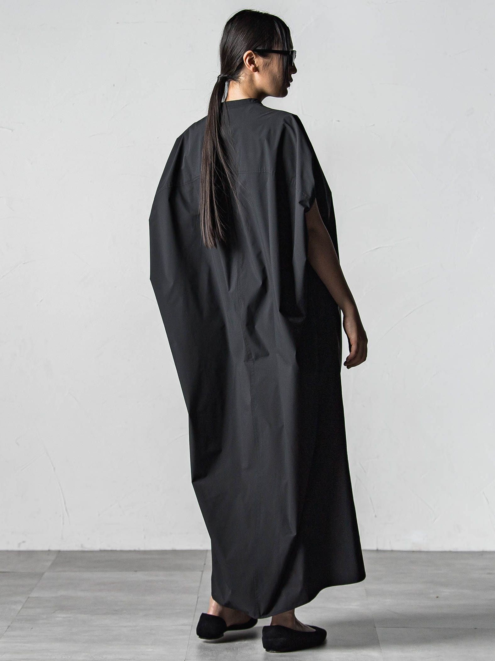 ポリエステルストレッチ撥水加工ドレス