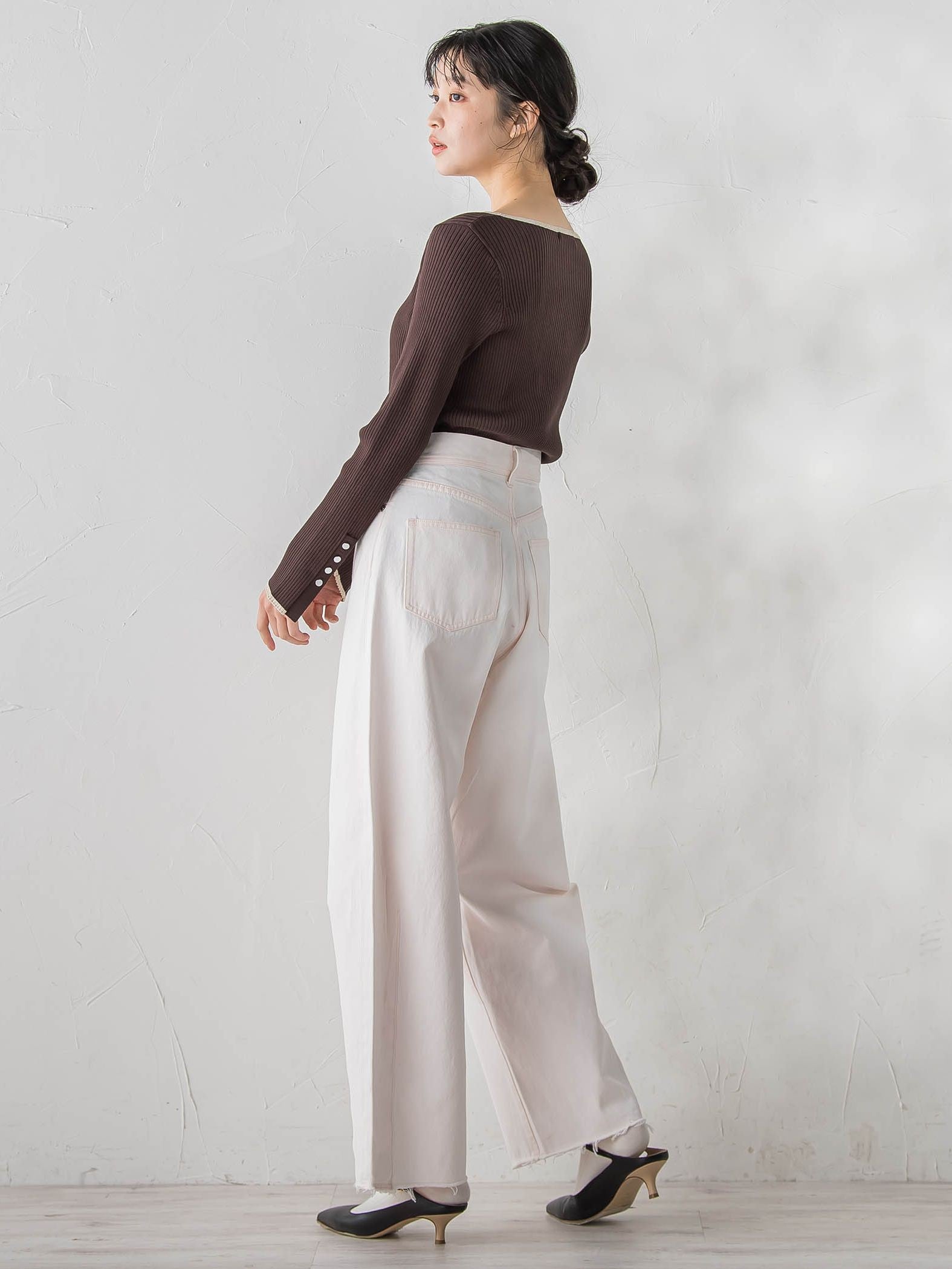 カーブデニムパンツ≪洗濯機で洗える≫