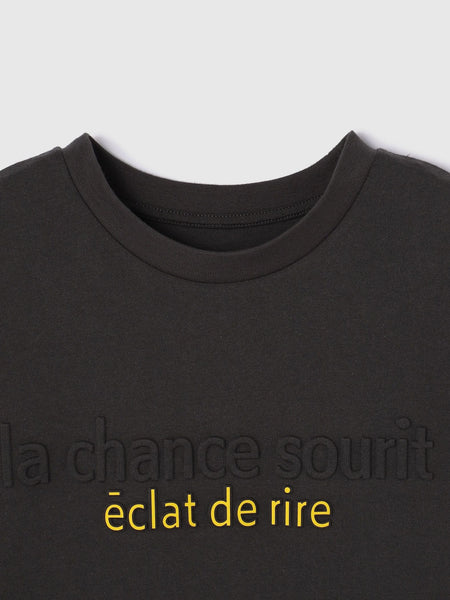 エンボスプリントTシャツ≪手洗い可能≫